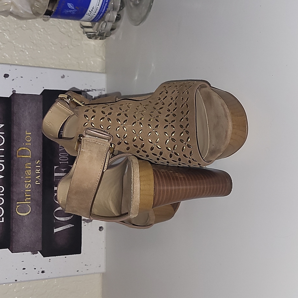 Michael kors tan blingy josephine platform wedge sandal, sz 7.5